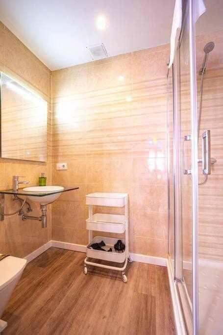 Puerto 1Llanes Suites By Silastur Экстерьер фото