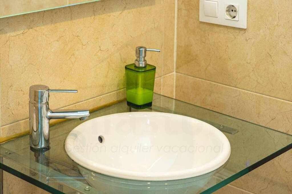Puerto 1Llanes Suites By Silastur Экстерьер фото
